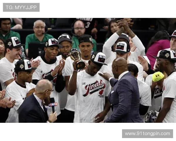 ✅体育直播🏆世界杯直播🏀NBA直播⚽外交部：对香港成功举办两场国际金融领域盛会表示祝贺sports